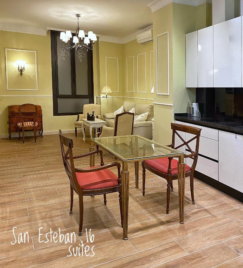 Suites San Esteban 16 Ducal Seville Exterior photo