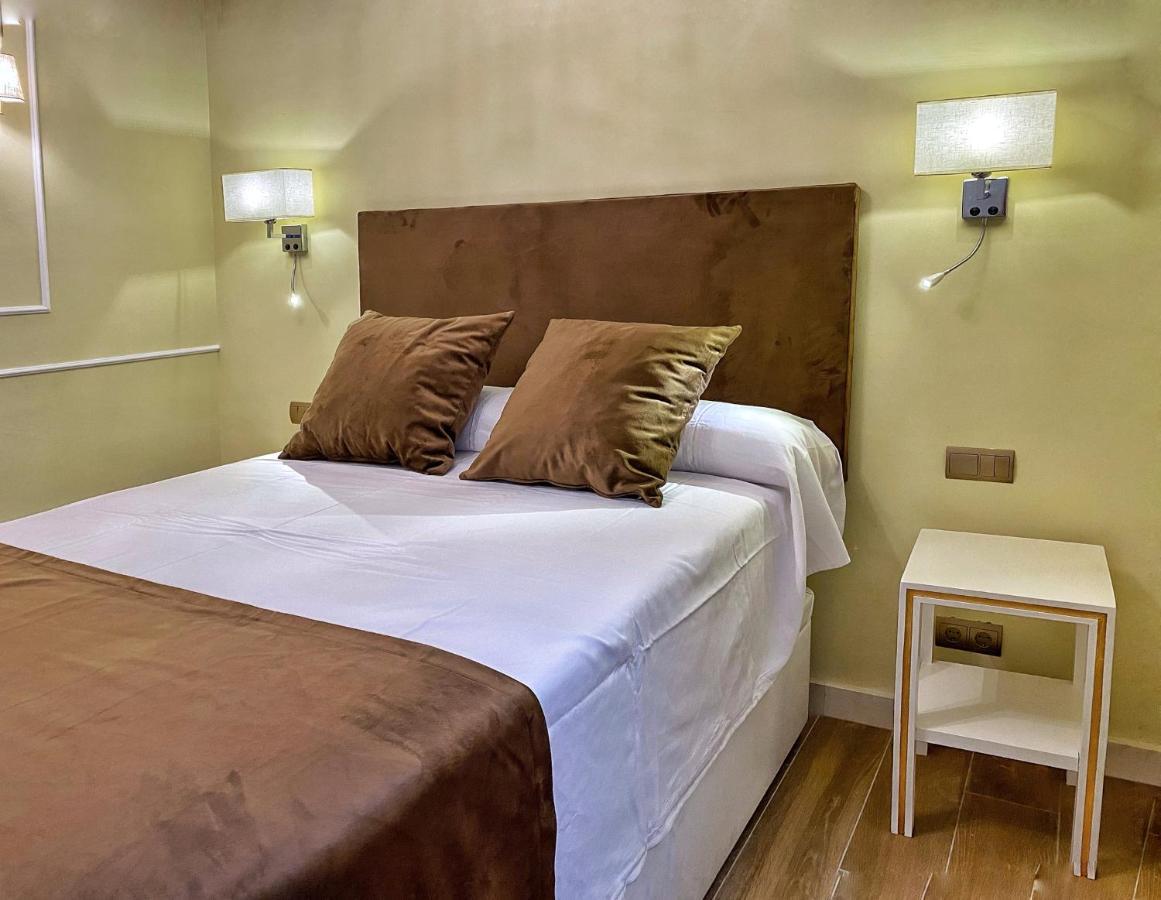 Suites San Esteban 16 Ducal Seville Exterior photo