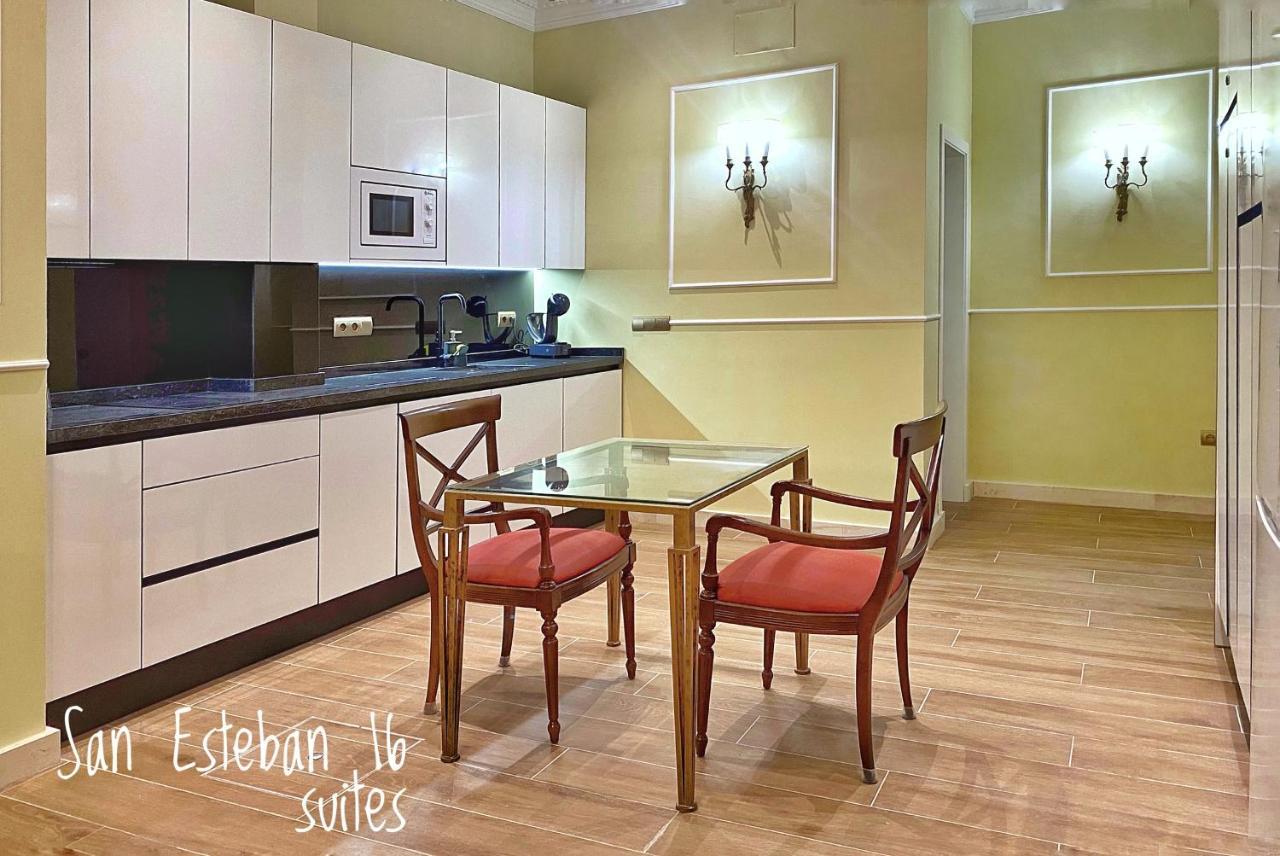 Suites San Esteban 16 Ducal Seville Exterior photo