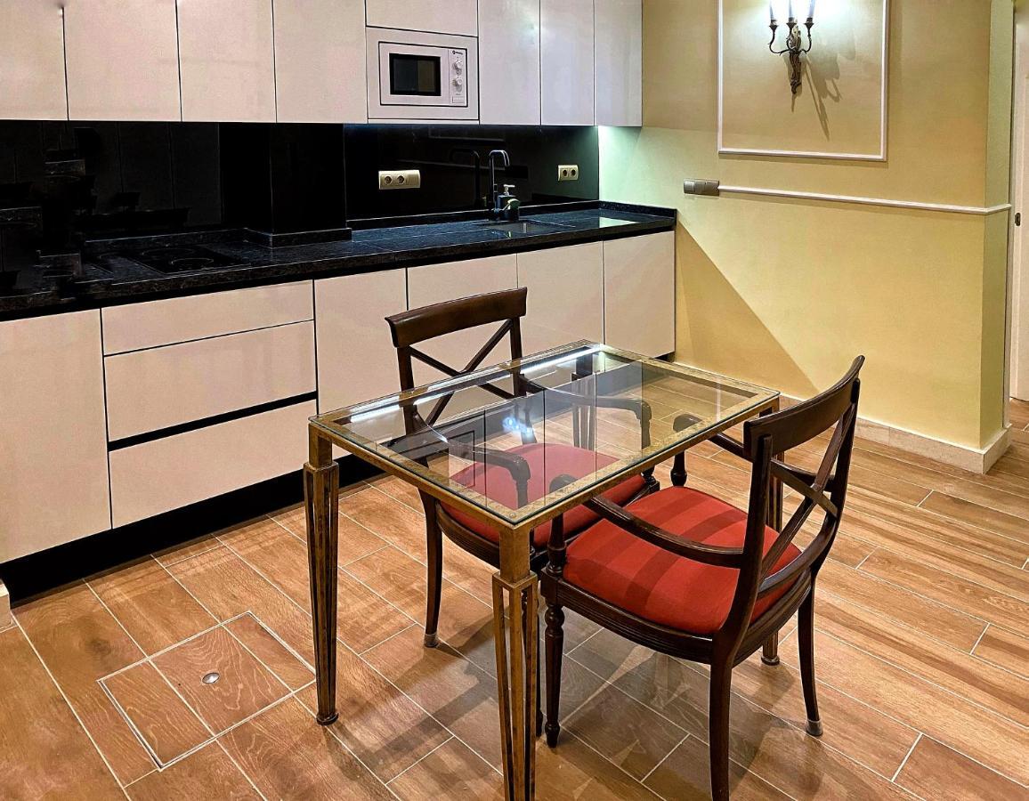 Suites San Esteban 16 Ducal Seville Exterior photo